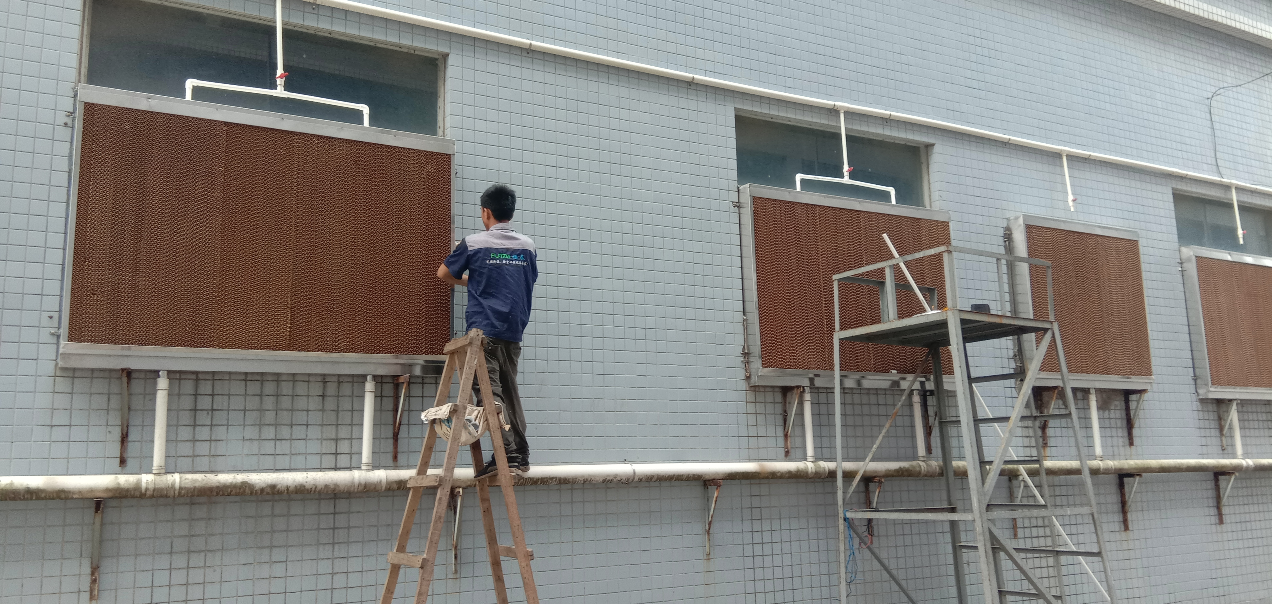 东莞水帘更换、湿帘纸拆装服务